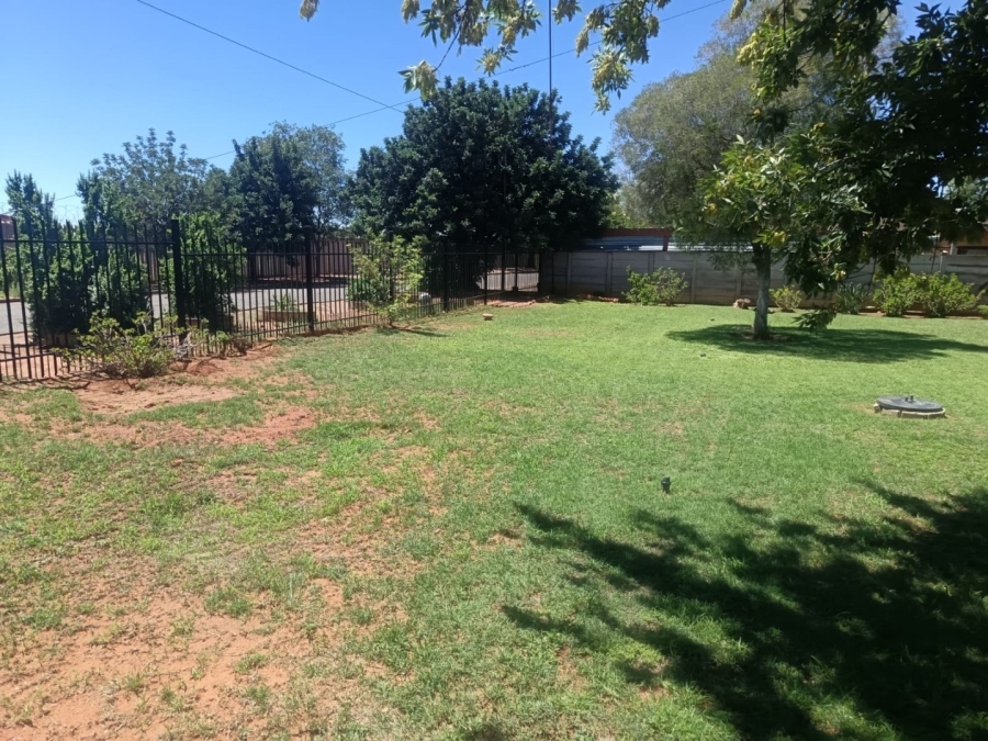 3 Bedroom Property for Sale in Carters Glen Northern Cape